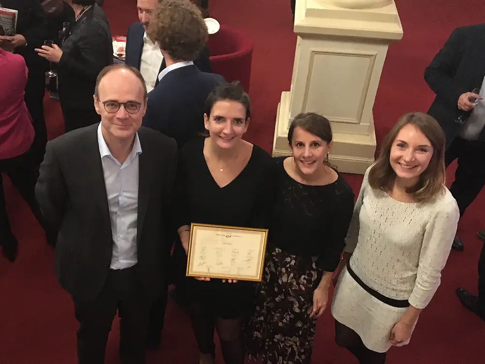 De droite à gauche : Cyrielle Leonard (Brand Manager Hair Care & Oral Care), Naïk Ollitrault (Senior Brand Manager Skin Care & Body Care), Charlotte Le Buhan (Head of Marketing Beauty Care France) et Yves Gautier (Directeur de la communication et des relations extérieures)