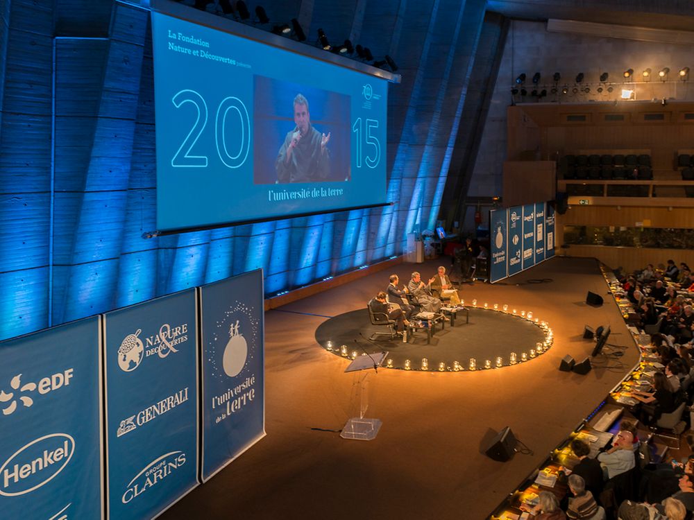 Une conférence à l’Université de la Terre à l’Unesco
