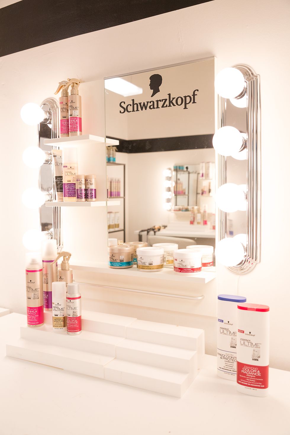 Schwarzkopf is the official salon sponsor of Project Runway All Stars.