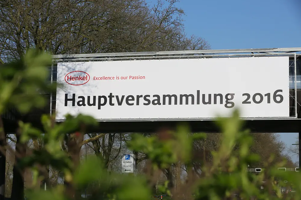 Sign at AGM 2016