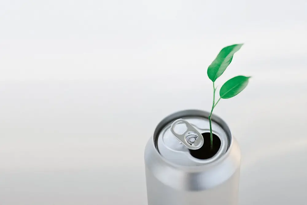 
Les technologies de Henkel sont notamment utilisées dans le processus de production de boîtes boisson.