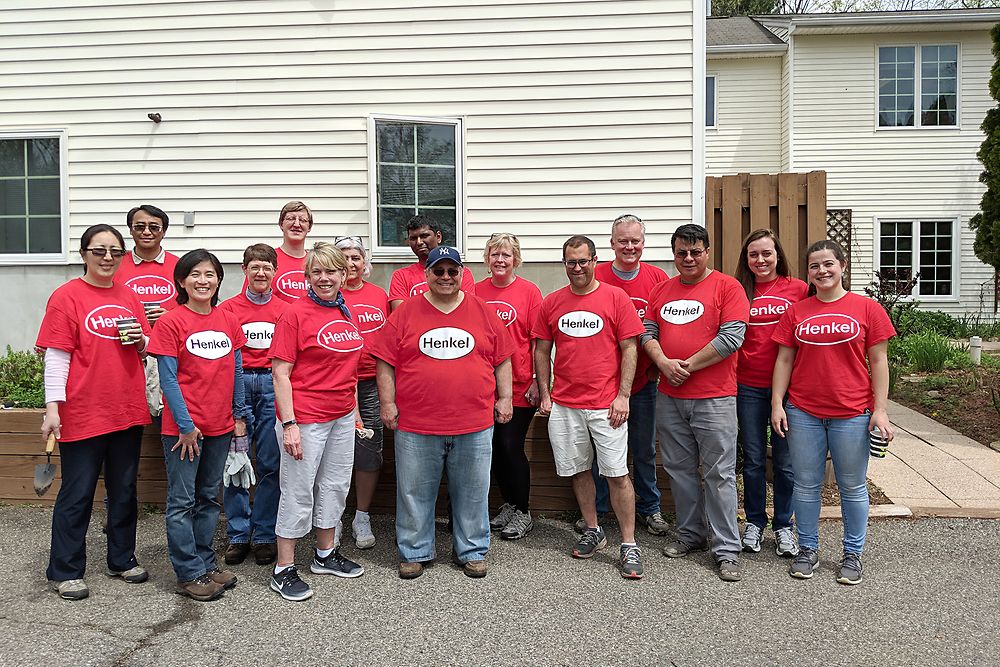 Employees from Henkel’s Bridgewater, NJ facility supported Anderson House by helping with painting and landscaping as well as organizing workshops on healthy relaxation techniques.